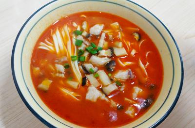 正宗鍋蓋面技術(shù)培訓(xùn)哪里好？秘制醬的熬制方法